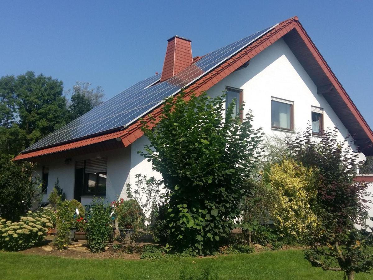 Cozy Apartment In Merlsheim With Garden Nieheim Exteriör bild