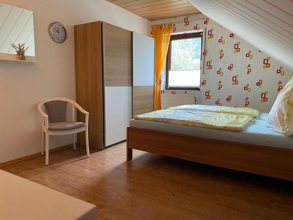 Cozy Apartment In Merlsheim With Garden Nieheim Exteriör bild