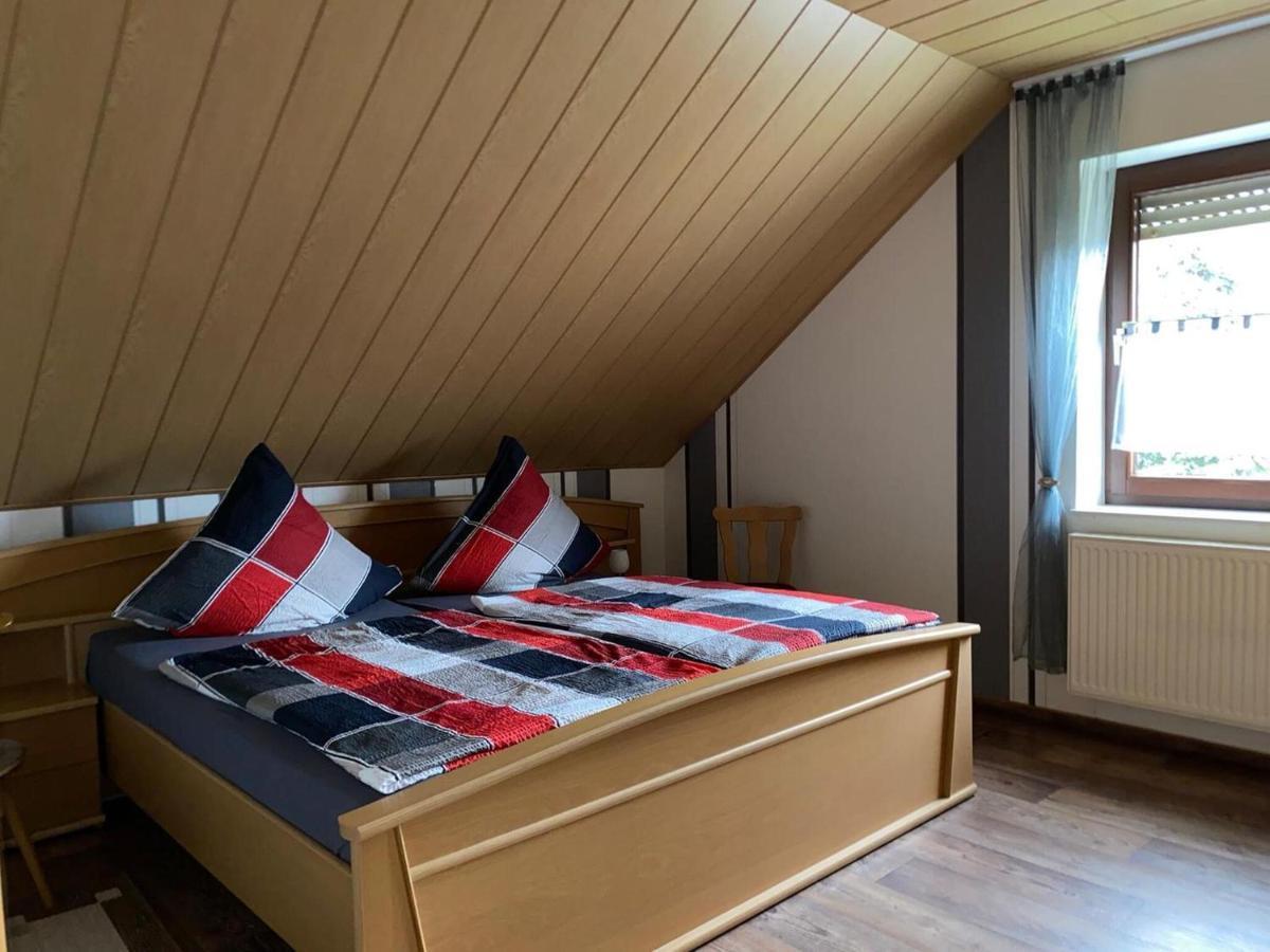 Cozy Apartment In Merlsheim With Garden Nieheim Exteriör bild