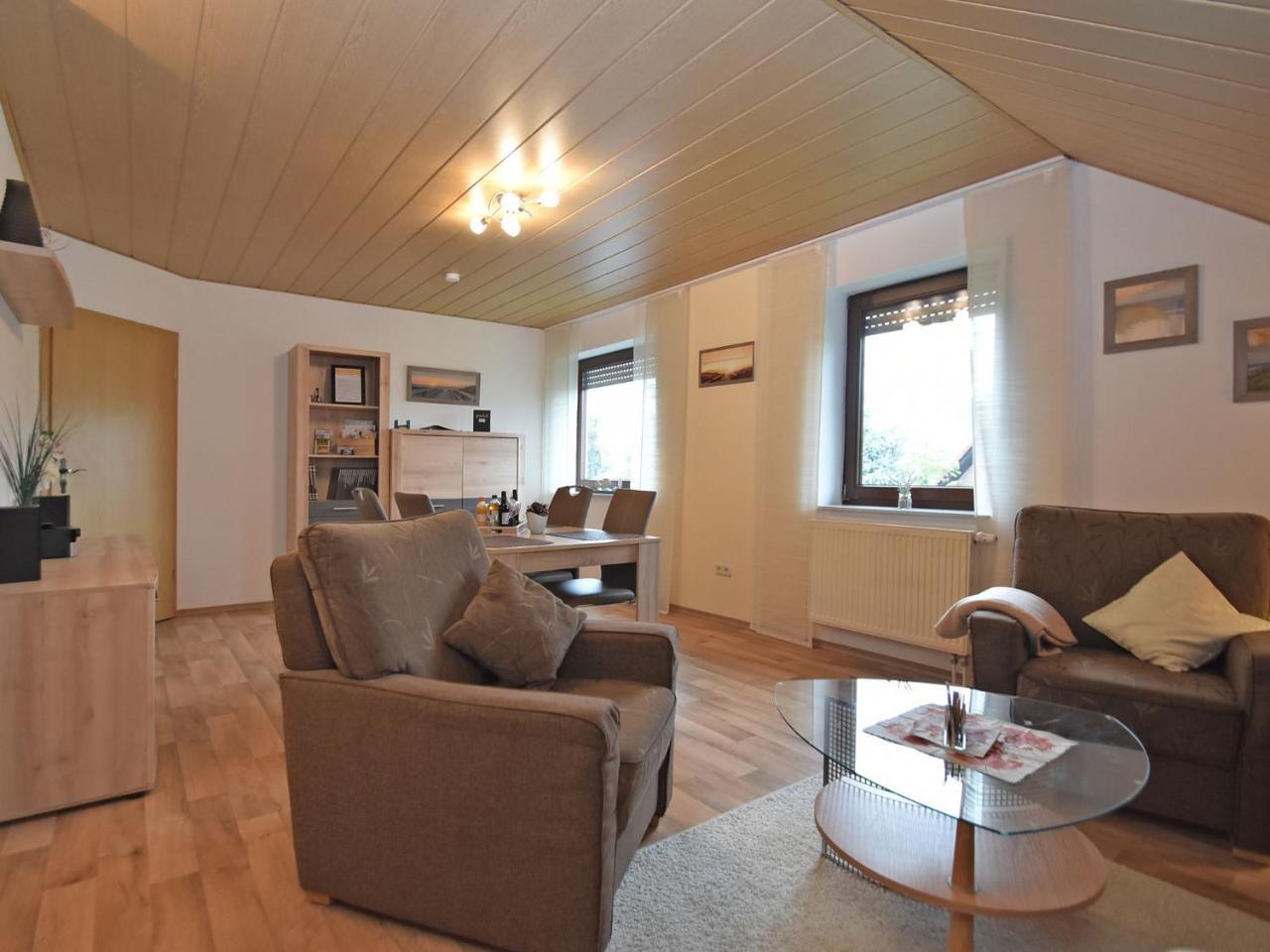 Cozy Apartment In Merlsheim With Garden Nieheim Exteriör bild